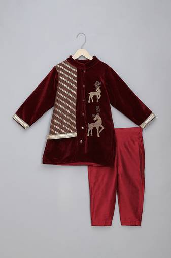 Maroon deer embroidered velvet Men Bandhgala and Pant