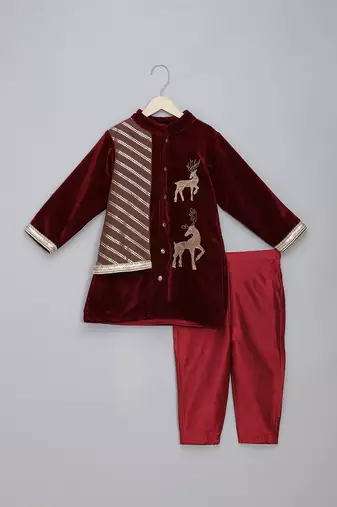 Maroon deer embroidered velvet Men Bandhgala and Pant