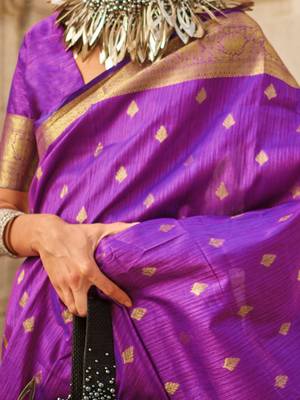 purple purple & gold ethnic motifs woven design zari banarasi saree 4