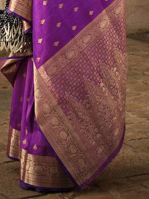 purple purple & gold ethnic motifs woven design zari banarasi saree 5