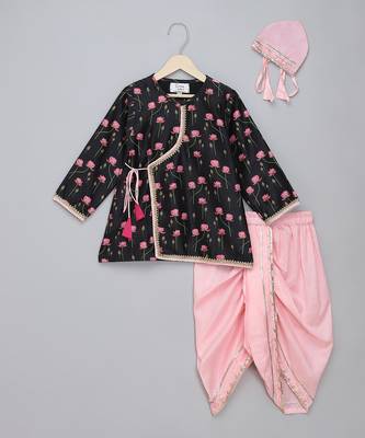 Black floral printed cotton silk Men Kurta Set 1