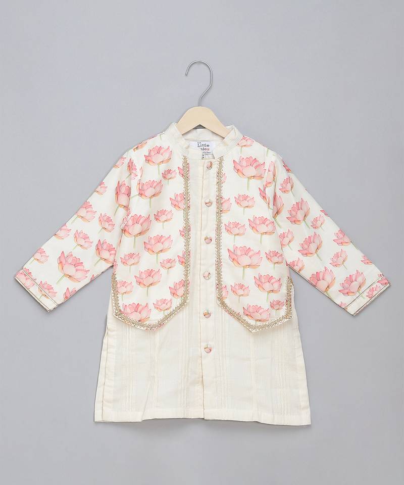 Off white floral printed cotton silk Men Kurta Set