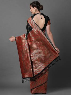black floral woven design zari banarasi saree 3
