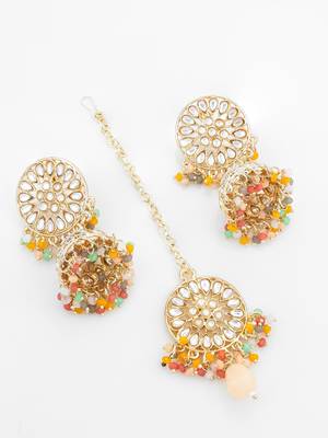 Multicolour kundan choker necklace set with jhumka earrings and maangtika 5