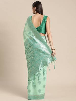 green green floral silk blend banarasi saree 3