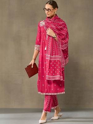 women ethnic motifs embroidered regular thread work cotton kurta with trousers & with dupatta 5
