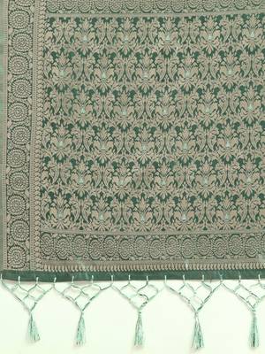 green green floral silk blend banarasi saree 5