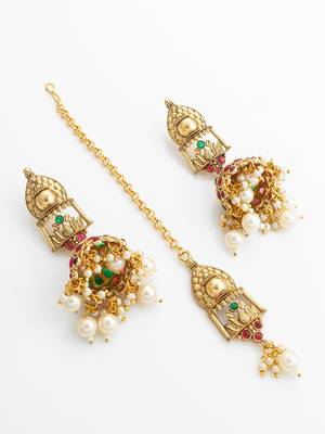 Antique gold temple choker necklace set with jhumka earrings and maangtika 5