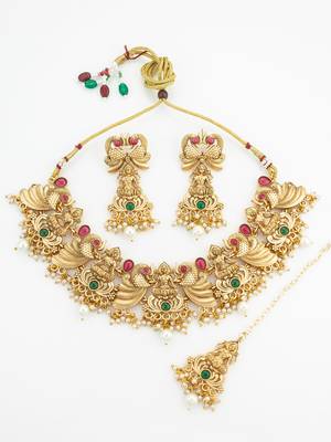 Antique gold lakshmi temple necklace set with earrings and maangtika 4