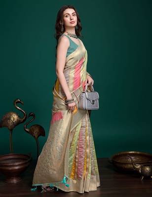 grey woven design zari organza saree 3