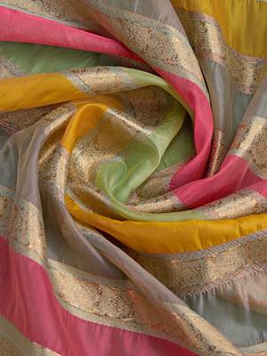 grey woven design zari organza saree 5