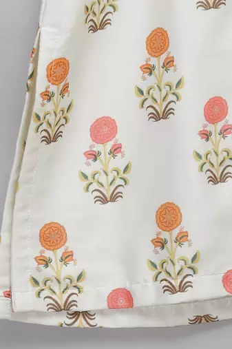 Off white floral printed cotton silk Men Kurta Set
