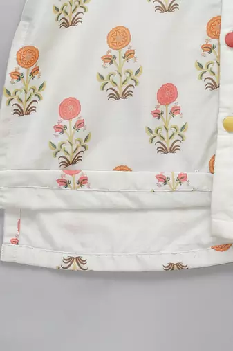 Off white floral printed cotton silk Men Kurta Set