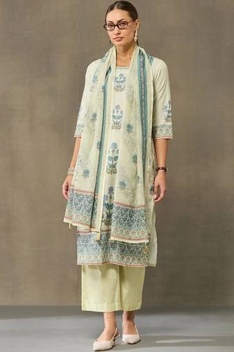 women ethnic motifs printed regular kurta with trousers & with dupatta