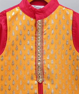 Pink embroidered cotton silk Men Kurta Set 3