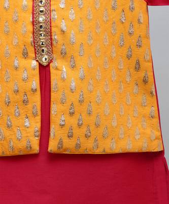 Pink embroidered cotton silk Men Kurta Set 4