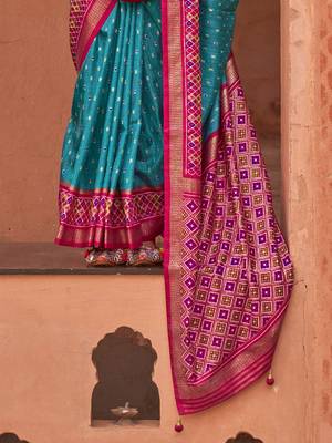 blue blue & magenta woven design zari patola saree 3