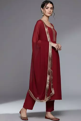 women ethnic motifs regular silk crepe kurta with trousers & with dupatta