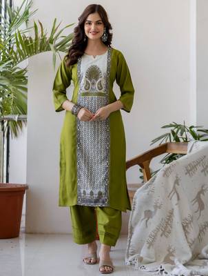 Green silk blend printed kurta set 1