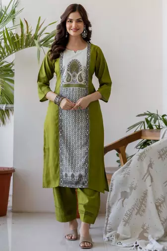 Green silk blend printed kurta set