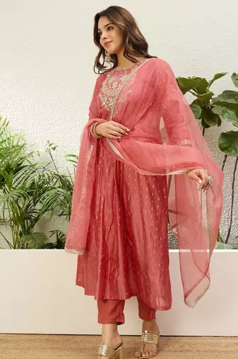 Peach chanderi embroidered kurta set