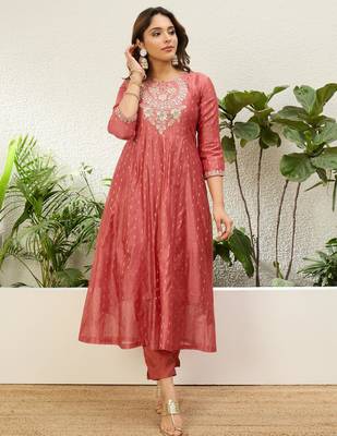 Peach chanderi embroidered kurta set 3
