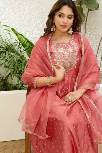 Peach chanderi embroidered kurta set