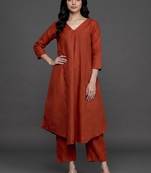 women regular kurta with trousers