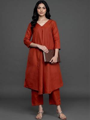 women regular kurta with trousers 6