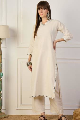 Off-white cotton poly embroidered kurta set
