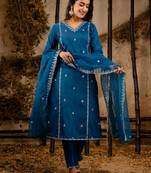 Blue silk blend embroidered kurta set