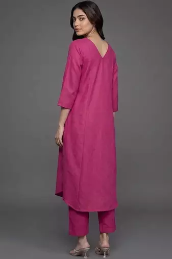 women regular kurta with trousers