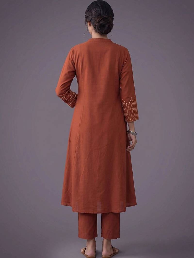 women regular thread work kurta with trousers