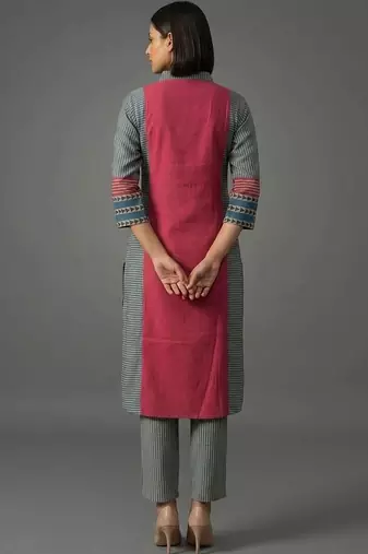 women striped regular kurta with trousers