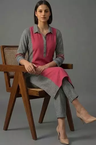 women striped regular kurta with trousers