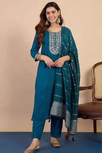 Teal silk blend embroidered kurta set