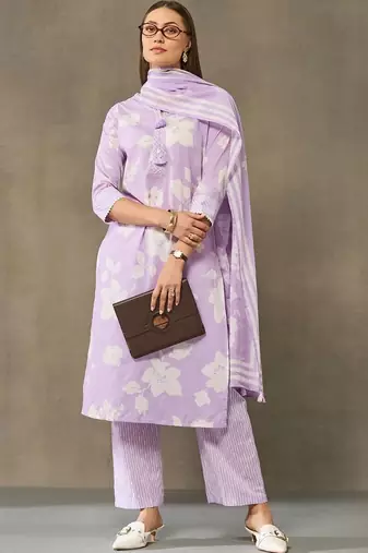 women floral printed regular cotton kurta with trousers & with dupatta