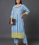women printed regular kurta with trousers