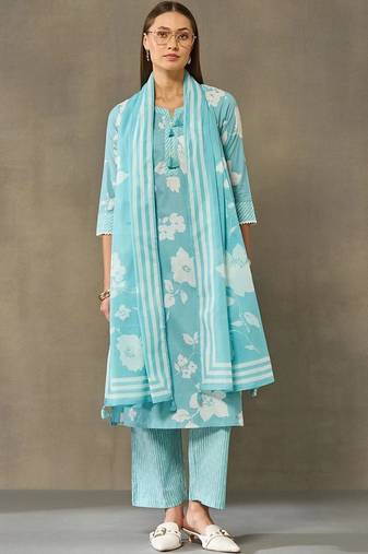 women floral printed regular cotton kurta with palazzos & with dupatta
