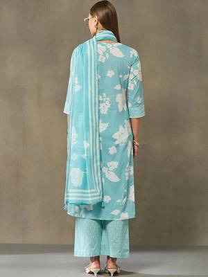 women floral printed regular cotton kurta with palazzos & with dupatta 3
