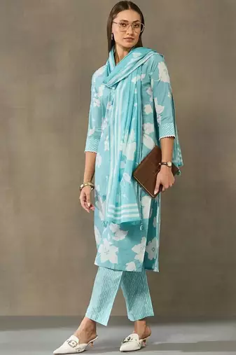 women floral printed regular cotton kurta with palazzos & with dupatta