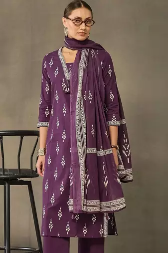 women ethnic motifs printed regular cotton kurta with trousers & with dupatta