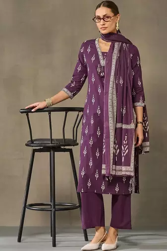 women ethnic motifs printed regular cotton kurta with trousers & with dupatta