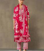 women floral printed regular cotton kurta with trousers & with dupatta