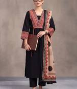 women printed regular cotton kurta with trousers & with dupatta