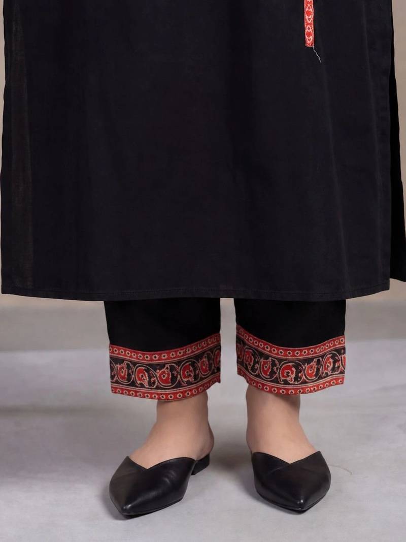 women printed regular cotton kurta with trousers & with dupatta