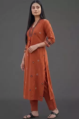 women ethnic motifs embroidered regular mirror work kurta with trousers