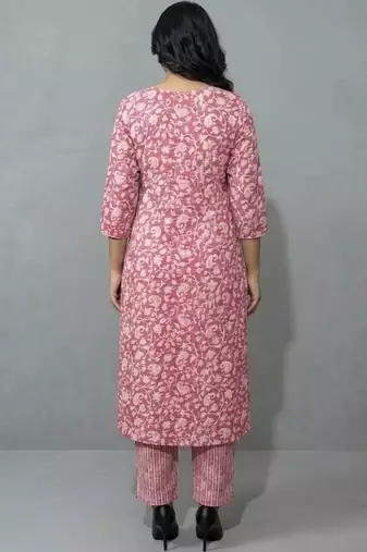 women floral printed regular thread work kurta with trousers & with dupatta