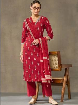 women ethnic motifs printed regular cotton kurta with trousers & with dupatta 6