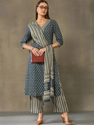 women printed regular cotton kurta with palazzos & with dupatta 6